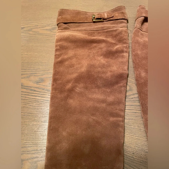 Michael Kors Tall Above The Knee Tan Suede Heeled Boots Gold Buckle Size 8 - Picture 4 of 10